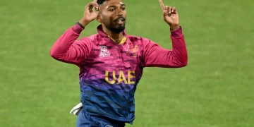 भारत मूल के इस गेंदबाज ने ली टी20 वर्ल्ड कप की पहली हैट्रिक