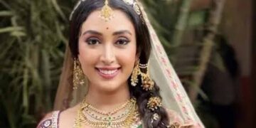 एण्डटीवी के शो ‘घरवाली पेड़वाली’ में ग्लैमरस देसी लुक्स से दर्शकों को आकर्षित कर रही हैं प्रियंवदा कांत