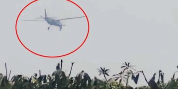 जशपुर में प्लेन क्रैश,एयरक्राफ्ट अचानक पहाड़ी से टकराया, आग की लपटें दूर तक फैलीं, पायलट-को-पायलट की मौत की आशंका