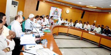 आगामी वित्तीय वर्ष में 10 लाख नये सदस्य बनाने के लक्ष्य पर कार्य करें जिला बैंक के सीईओ – डी.पी.आहूजा, प्रशासक, अपेक्स बैंक