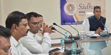 कलेक्टर का सख्त निर्देश: लोक सेवा गारंटी के मामलों का समय पर निपटारा जरूरी