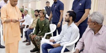 9 वर्ष में यूपी में सुधरा शिक्षा का स्तर, बेसिक-माध्यमिक शिक्षा परिषद के विद्यालयों में बच्चों के लिए सभी सुविधाएं व संसाधनः सीएम योगी