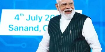 साणंद में सेमीकंडक्टर प्लांट का उद्घाटन, पीएम मोदी का ‘सुन रहे हो न विनोद’ डायलॉग वायरल