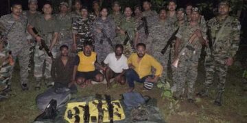 गुमला में जेजेएमपी के खिलाफ बड़ी कार्रवाई, पांच लाख के इनामी समेत चार उग्रवादी गिरफ्तार