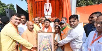 राहुल गांधी नोट कर लें, सिर्फ नेहरू ही नहीं, मसुरियादीन पासी भी गए थे जेलः मुख्यमंत्री